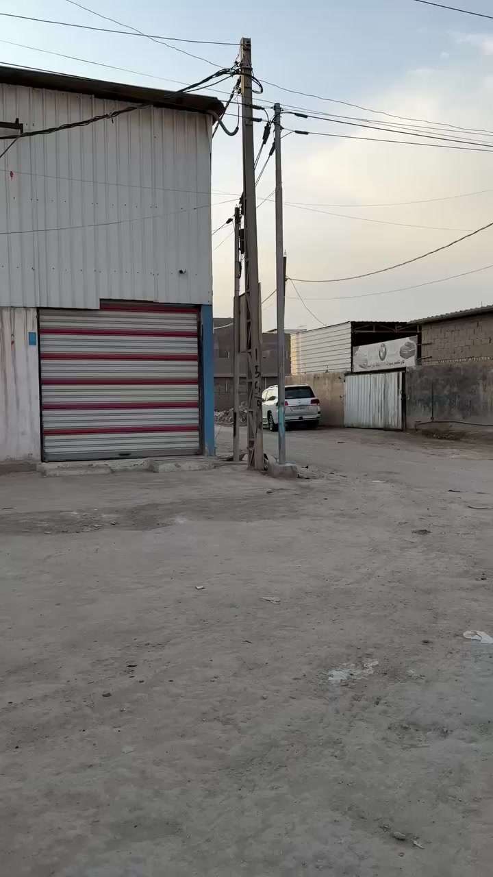 بسم الله الرحمن الرحيم
فرصة استثمارية 
للبيع او مراوس ب بيت سكني
قطعة 200 متر طابو صرف تصلح سكني او تجاري ب أسم شخص واحد 
الواجهة 10 النزال 20
الموقع شارع 80 ثاني قطعة عن الشارع الرئيسي 
قرب مجمع نبع بابل
السعر  320 مليون وبي مجال بسيط
لاستفسار الاتصال على ***********
