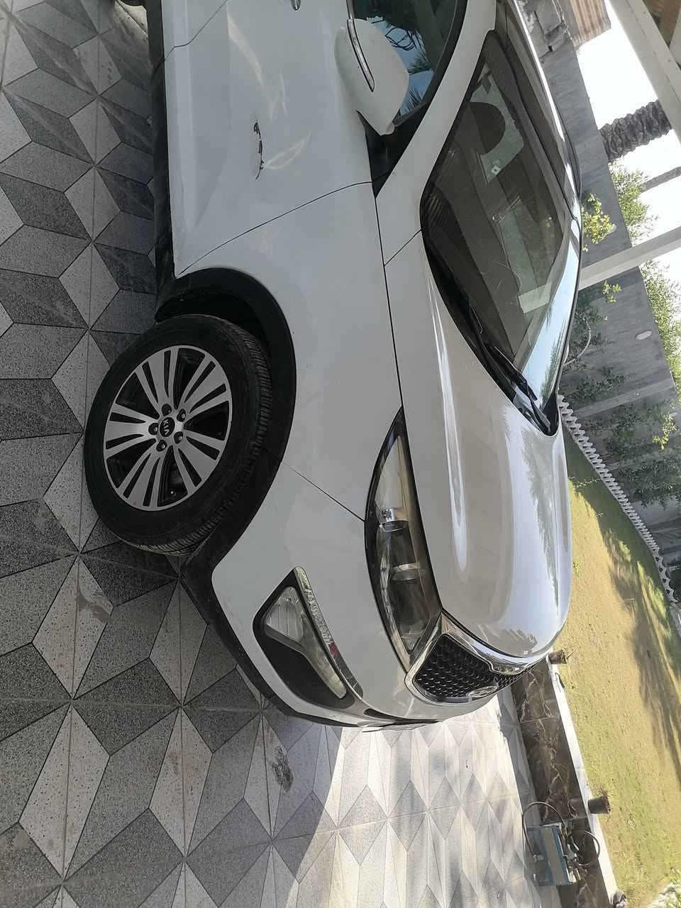 سبورتج موديل ١٥ خليجي رقم بغداد محرك ٢٠٠٠ فول عدا البصمه بيها بارد قليل والسونار موجود مكفوله من الصبغ كير و محرك مكفول السعر ١٥٣ وبيها مجال المكان فلوجه الاتصال ***********
