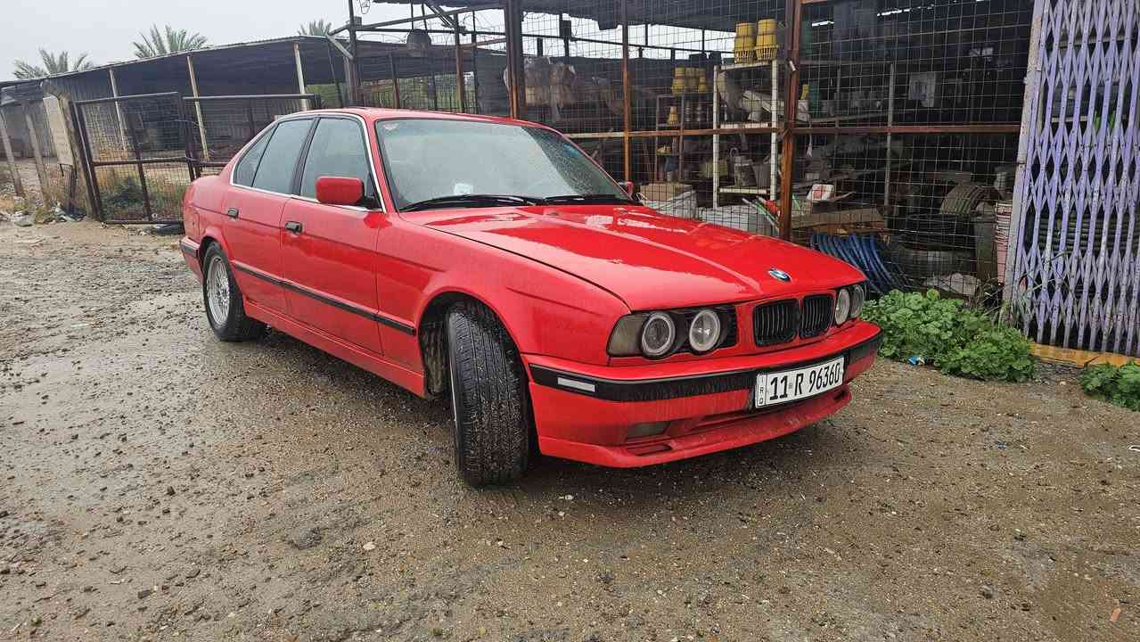 السلام عليكم مطلوب صقر مرتبه مراوس  
٥٢٥ رقم بغداد بأسمي

منظومه تبريد كامله جديده

غرفه جديده 

صبغتها قبل شهرين فرن ولسه ممبولشها

كهربائياتها ومكينه وكير كامله مكمله
مروحه راديتر جديده درجه اولى 
ومحور مروحتها كهرباء يعني تبريد ثلج وحماوة ثابته نص 

غرفة اخت الجديده لون ابيض وكشنات جلد وارضيه مدوشمه جلد

لايت زنون عالي ناصي والناصي شادله عدسه

ويل خليه حجم ١٦

فتحه

تخم تاير جديد هالشهر شديته 

كاردن جديد 

ومكاني حله


**إذا كنت صاحب هذا الإعلان وتريد حذفه لأي سبب، رجاءا أرسل رسالة إلى الدعم الفني**