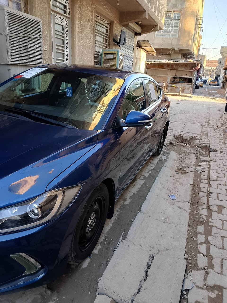 السلام عليكم النتره 2017 فول لمتد ليبل واحد حادث جوه الرقم الخلفي بدون دواخل البنيد مصبوغ الجاملغ الخلفي الايسر مرشوش فقط كلير اثر جراد ماشيه 129السياره جديده اي نقص مابيه كير مكينه مكفولات تفاصيل ومقطع فديو بلصور المكان بغداد الحريه السعر 127للاستفسار ***********
