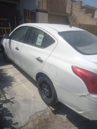 نيسان سني موديل ٢٠٢١ هندي بليته زركه رقم بغداد ماشيه ٥٤ الجاملغ الايمن...