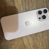 آيفون ١٦ برو ماكس • ٢٥٦ • مقفول