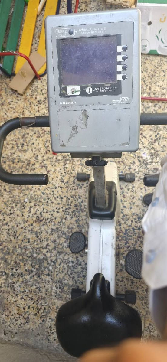 لبيع 100 الف /***********
