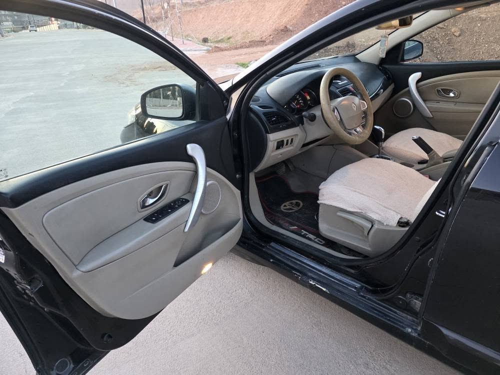 رينؤ فلؤنس مؤديل 2011ئيسترادخاس فؤل مؤاسه فاد قبات
***********
***********
كيرئؤتؤماتيك ؤ عادي ته بريد ساردؤكه رمي ته بريد له مس بيلاد به رده سلايد ABSناؤزه رد به سمه ده عديل سؤرعه سؤكان فؤليؤم 4ئيرباك ؤيل كه ب جؤارتايه ؤيلي تازه لايد سينؤن بلاجكتؤرجام كاره با ئاينه كاره با ئاؤينه ئيشاره د مه ركه زي كؤشن جلد كيرؤمه كينه لؤك نه كراؤه مه كينه ي جؤارنؤزله مه رخؤب بئ ته قه  ؤره قه به س سنؤقي به مبه قرجيكي بجؤكي دؤاي هه يه سه نه ؤي تازه به سه رجؤه شينكه ي بيشؤي دراؤه (53)كه لاؤ كه ميك مؤعامه له به س بؤ فرؤشتنه به شه رتي ته حؤيلؤ خرامه ؤ براؤه ي به شه رت 
***********
*********** السليمانية, العراق
