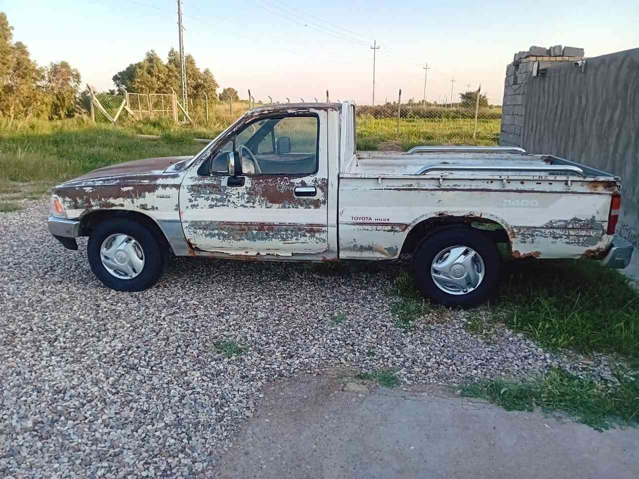 سلام عليكم سياره هايه مطلوبه فلوسه ماواصله السياره عليه حجز


**إذا كنت صاحب هذا الإعلان وتريد حذفه لأي سبب، رجاءا أرسل رسالة إلى الدعم الفني**