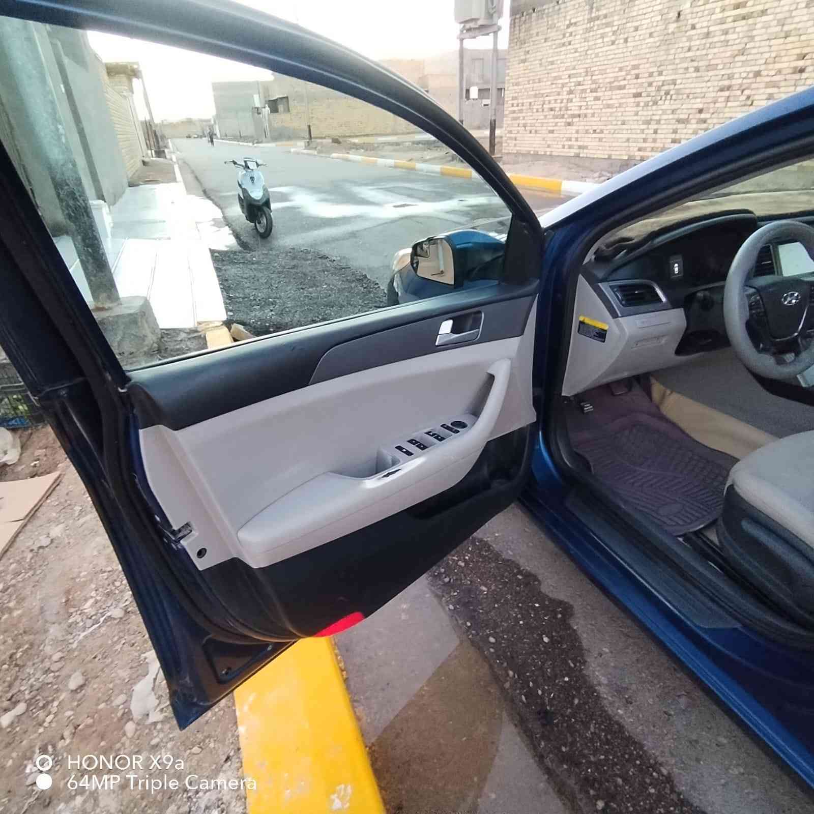 سلام عليكم سوناتا 2017تحويل ثاني يوم سياره نص فول شاشه كبيره كفاله من التبديل بعض الخدوش صفحه السايق مكينه 2400 معليله كازكت من التنقيص والدوانص السعر 118 وبيها مجال***********
