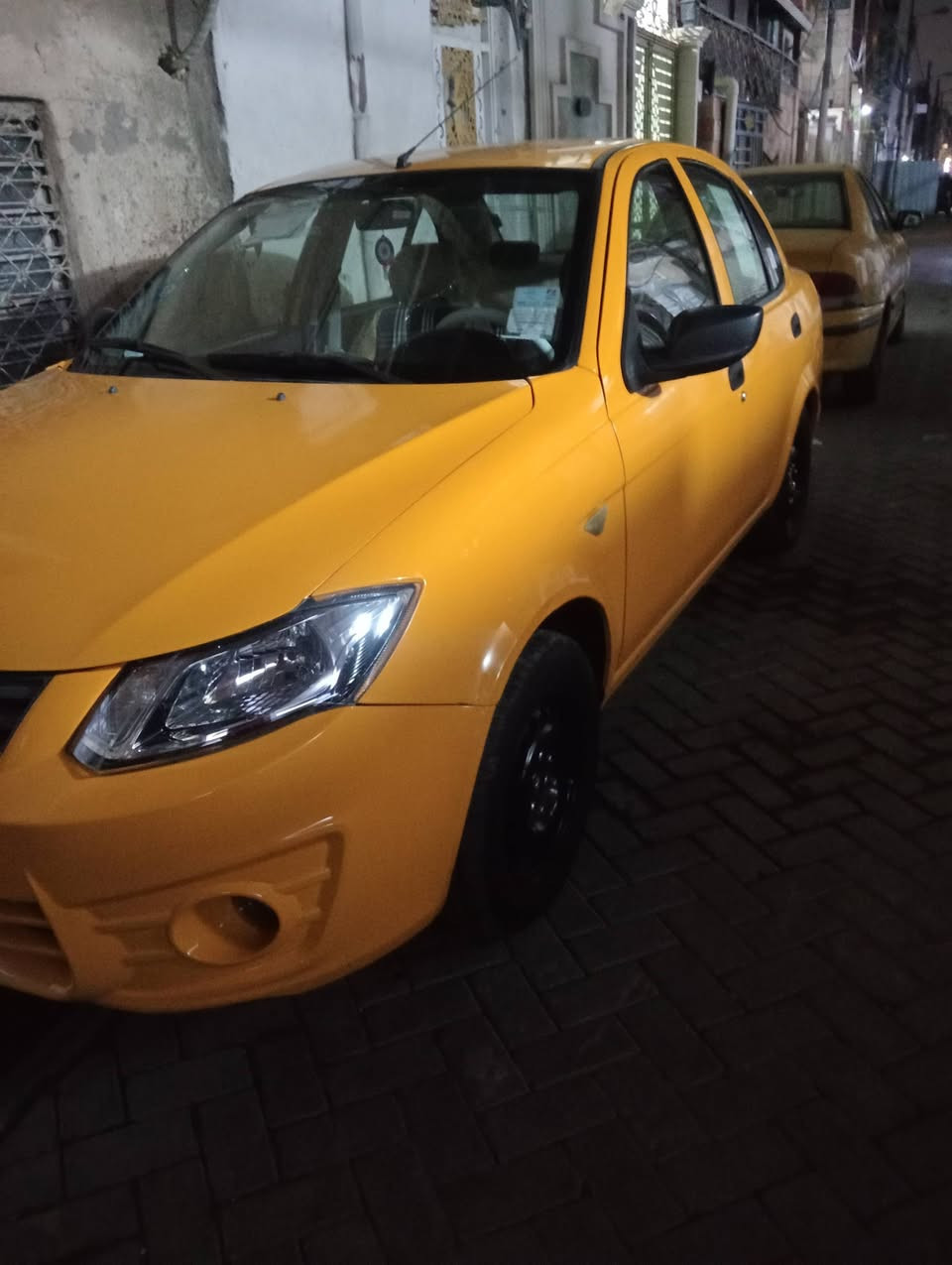 سلام عليكم ساينه موديل 19 مكفوله سياره عدا بارد بل جاملغ المامي سويجات عدد 2 نتصل  وتدلل *********** سياره بسمي
