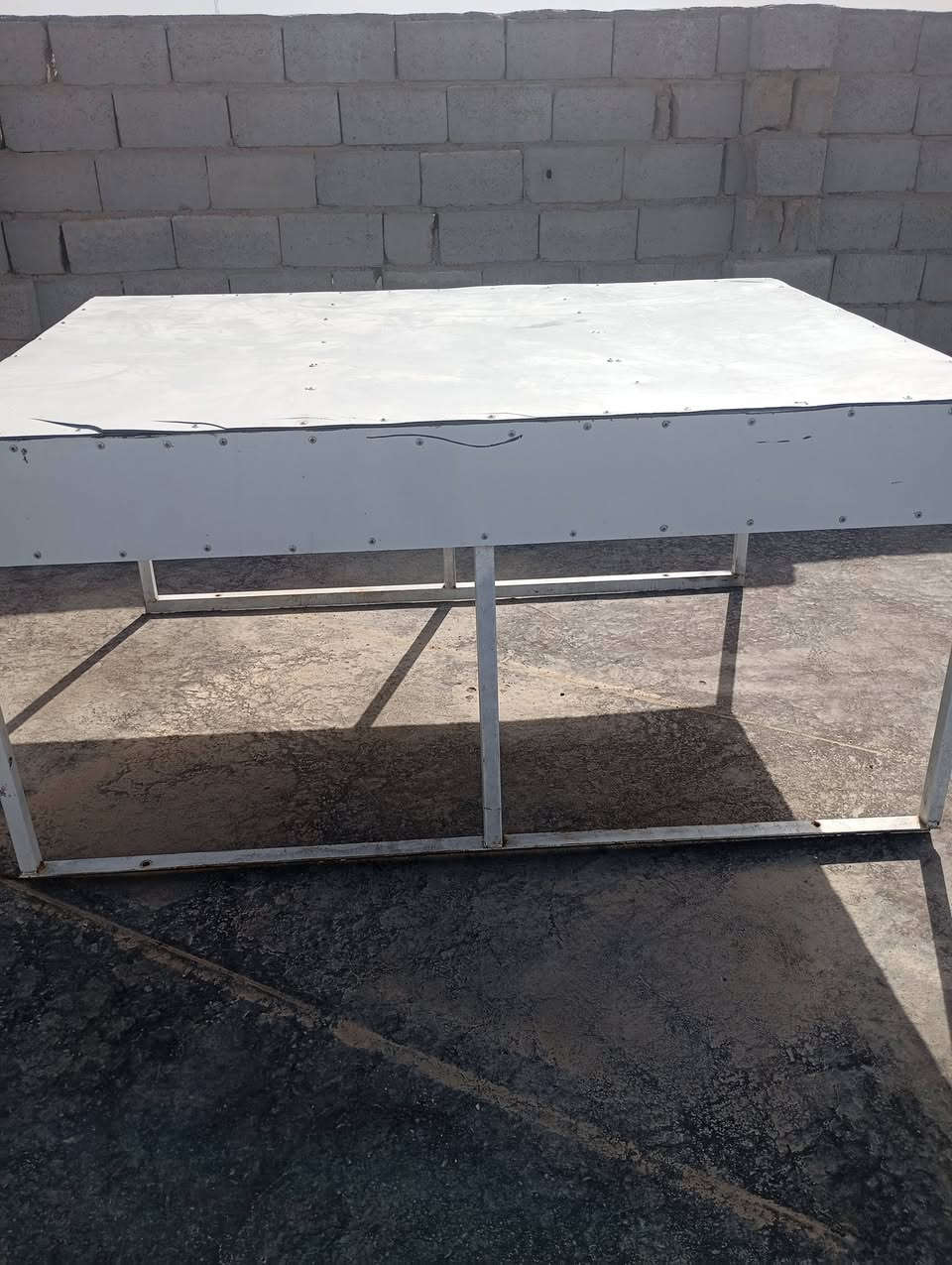 السلام عليكم سقيفه مال ستوته تفصال جديد لبيع العنوان بصره الهارثه حي الانتصار لتواصل مع رقم ***********
