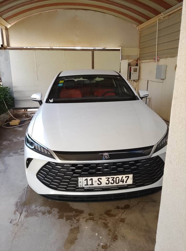 سلام عليكم BYD جن بلاس موديل 2025 
ماشية 4000 
السعر 18 ونص وبيها مجال للشراي 
للتواصل ***********
