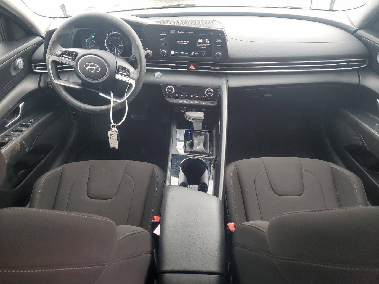 السلام عليكم 
هونداي النترا هايبرد مواصفات بلو بصمه شاشه كار بلي تحكم ستيرن رادارات امامي خلفي جانبي مثبت سرعه مثبت مسار موديل 23 
محرك 1600
صور الحادث موجودة كدامكم الدعامية مبدلة والبنيد بي كارت بسيط يعني ضربتها كلش حلوه
ماشية 37 ميل
رايدها ب160 للبيع او المراوس باعلى 
شعندك نزل بالتعليقات
رقمي *********** بغداد, العراق
