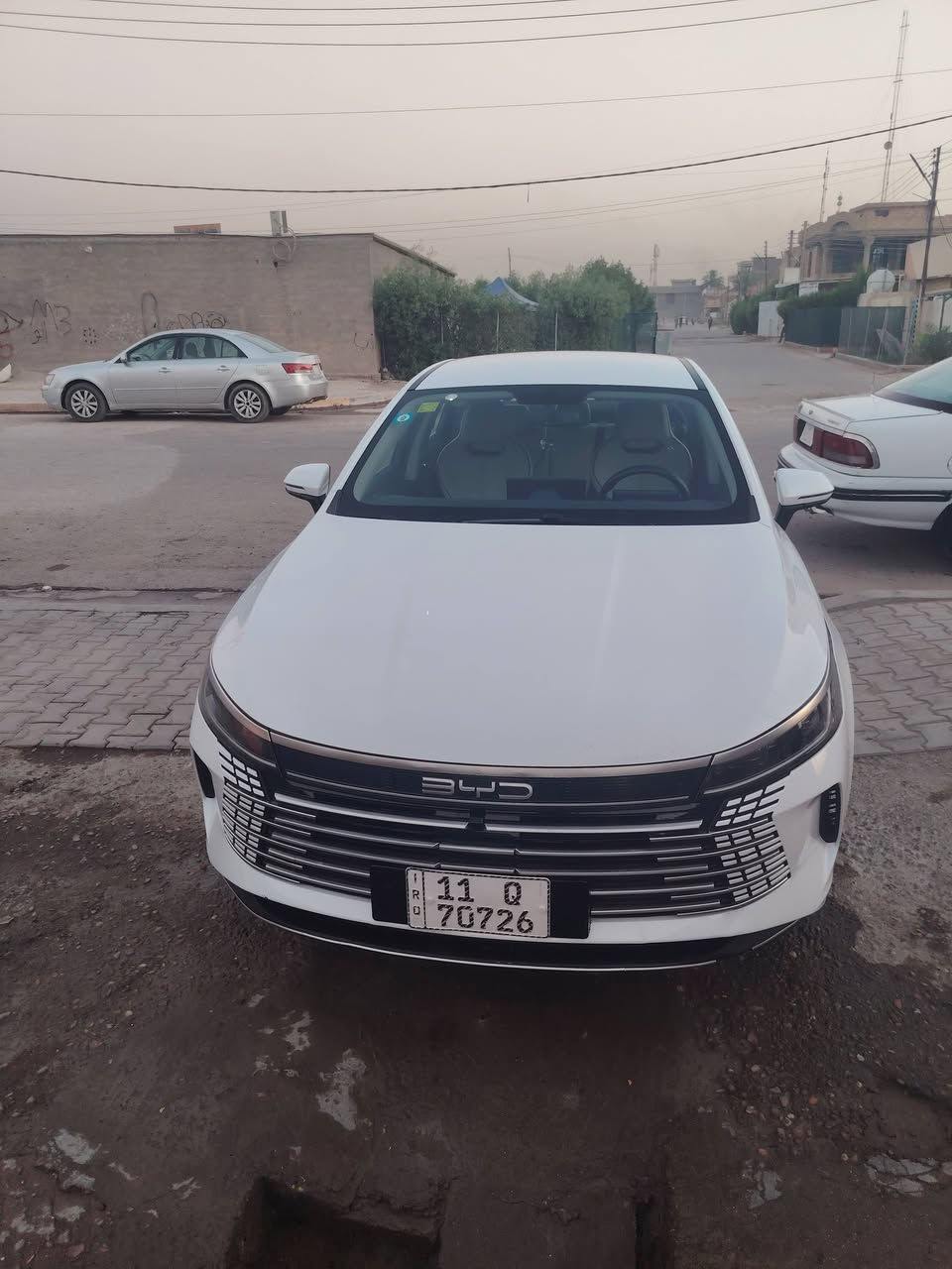 السلام عليكم BYD دستروير للبيع ٢٠٢٥ 
سياره ماشيه ٥٠ الف 
السياره بيها بارد بالبنيد مكفوله من الصبغ
السياره بسمي جاهزة على وضع الشركه
السعر ١٨٧٠٠  وبيها مجال
مكان السيارة ابوغريب 
*********** واتساب
***********
