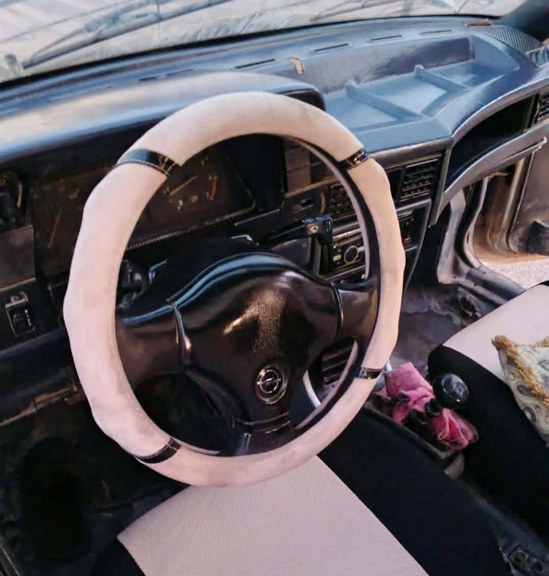 السلام عليكم
كاديت حجم 16موديل 91

رقم نينوى الماني سنوية عظم الى2028

محرك بي نفخ  كير شرط 

مصبوغة عام جمالية كابون بانزين بيها ورقي 

شرط التحويل من الشرعي 

السعر 22وبيها مجال 

***********
