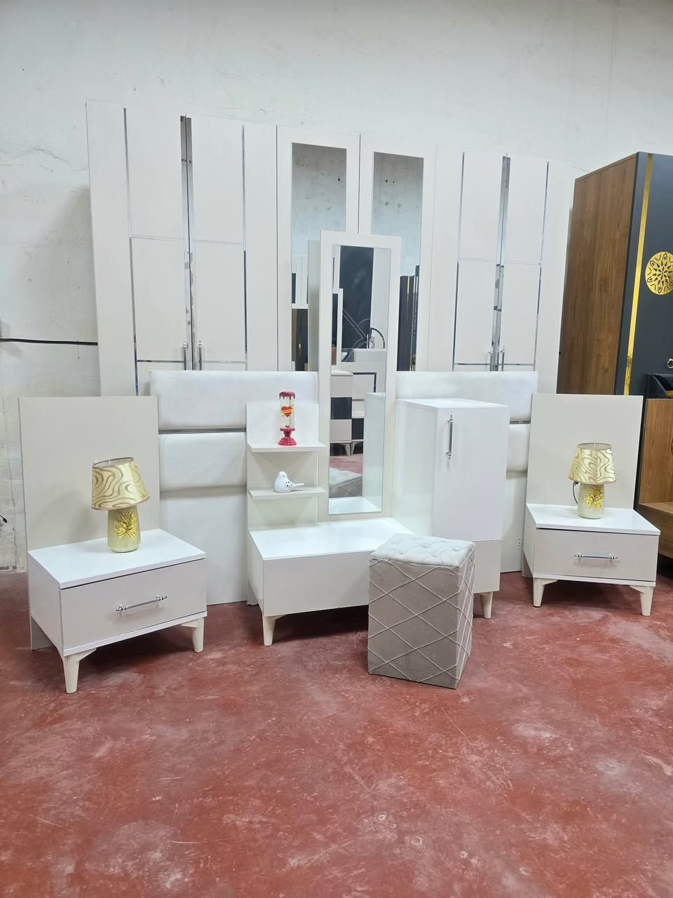 💗🔥 غرفة تركي مستخدم تخبّل 🔥💗
🛏️ 6 قطع كاملة
💯 نظافة 100%
🚪 نظام أبواب مرتب
💸 السعر 525 قفل
🪛 شد مجاني
🚚 نقل مجاني


**إذا كنت صاحب هذا الإعلان وتريد حذفه لأي سبب، رجاءا أرسل رسالة إلى الدعم الفني**