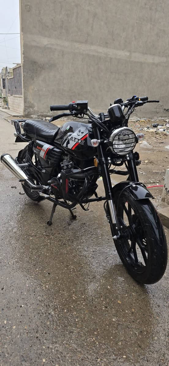 سلام عليكم شباب دايوان لاتي مرقم اربيل وكاله الدراجه موديل 2025 مصار 4 تشر من ماخذها للمعلومه دراجه مو استخدام توصيل الدراجه عله ايدي بس الدراجه كلش حلوه *********** هاذ رقم الي يريد يتواصل وياي او السعر خاص بارك الله بيكم❤️‍🩹
