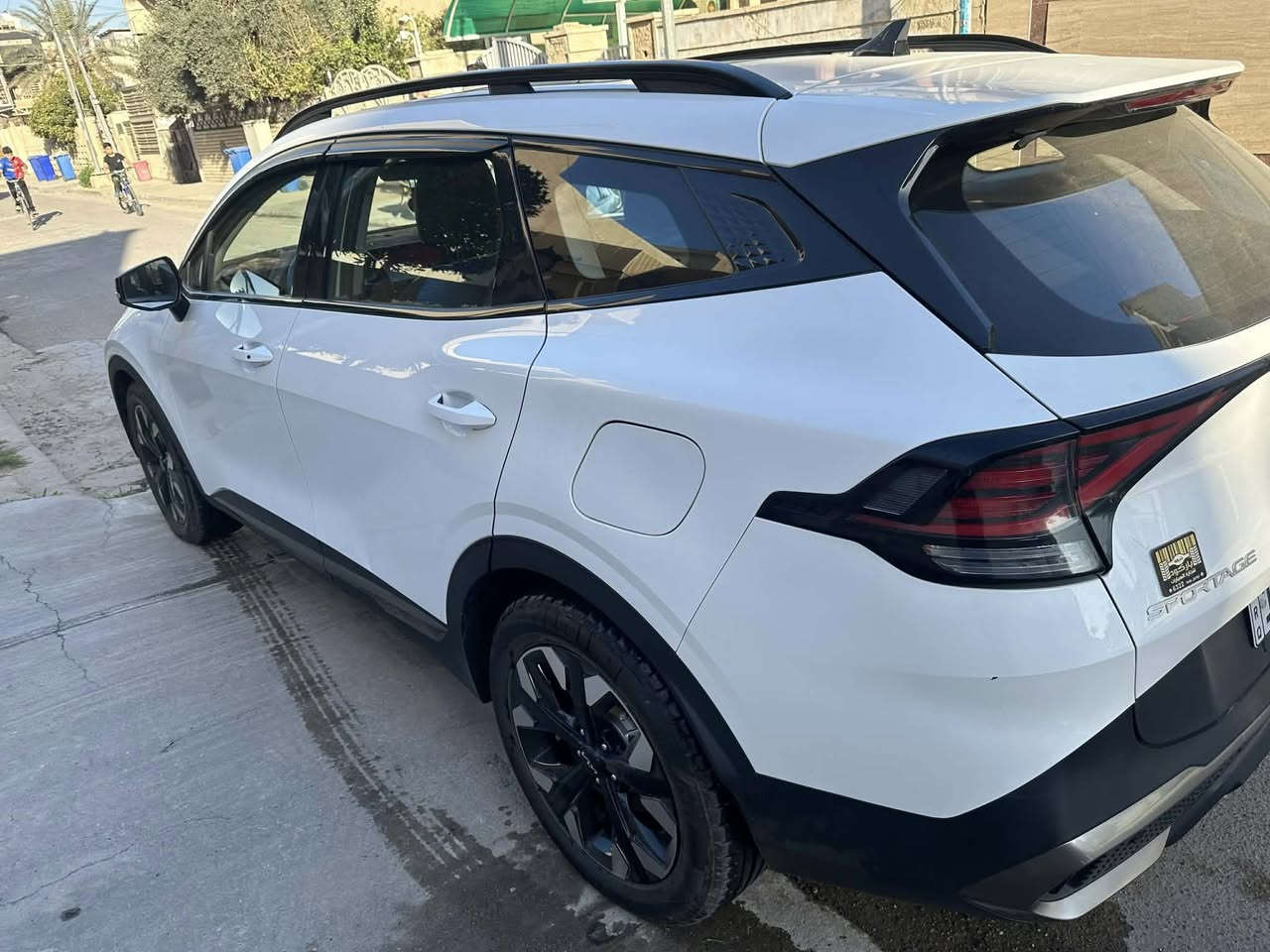 سبورتج 2022
تجميع الصين 

عداد المسافه 47الف فقط

الحجم لارج اكبر من السبورتج العادي  

مواصفات فول vip 
شاشه متصله 
كير ماوس 
بنوراما 
جلد وكراسي كهرباء 
مواصفات اعلى من Gt line 
مكينه 2000 تيربو 
ويل حجم كبير 
شاشة اعطال 
شاشة تبريد لمس 

السعر (( 210$$))وبيه مجال 
المكان بغداد العامرية او الكرادة
للاستفسار 
***********
***********
