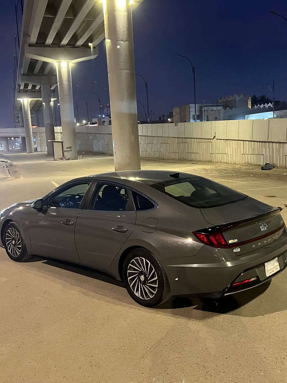 للبيع سوناتا 2022 امريكي هايبرد سياره مكفوله بيها فقط البنيد باقي مكفول سونار مرفق بل منشور فول موصفات ماعدا بنروما رقم بغداد لون سموك المميز ماشيه 87 كيلو سعرها 158 وبيها مجال ***********
