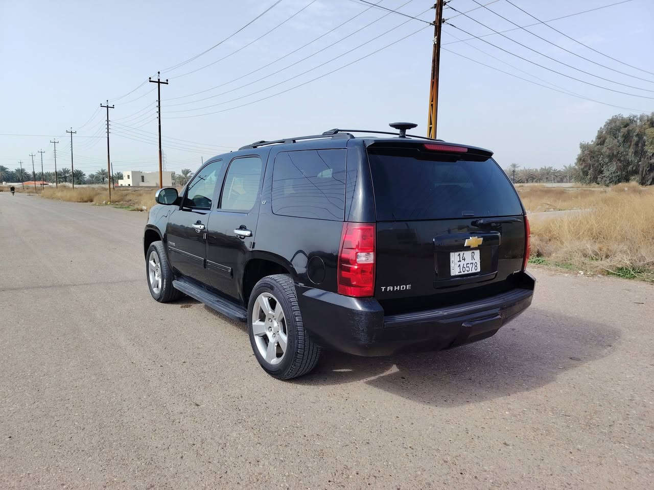 السلام عليكم اخوان للبيع تاهو بترا موديل 2014اصل رقم الدولي الجديد سنويه وهزه جديده تحويل مباشر محرك 5300 كير 1000 السيارة وارد امريكي حادثها باب السايق وبيها رش 3قطع كير محرك تخم تاير حداده كلها جديده 230ورقه بيع اومراوس حسب القناعه للاتصال *********** مكانها بغداد الدوره
