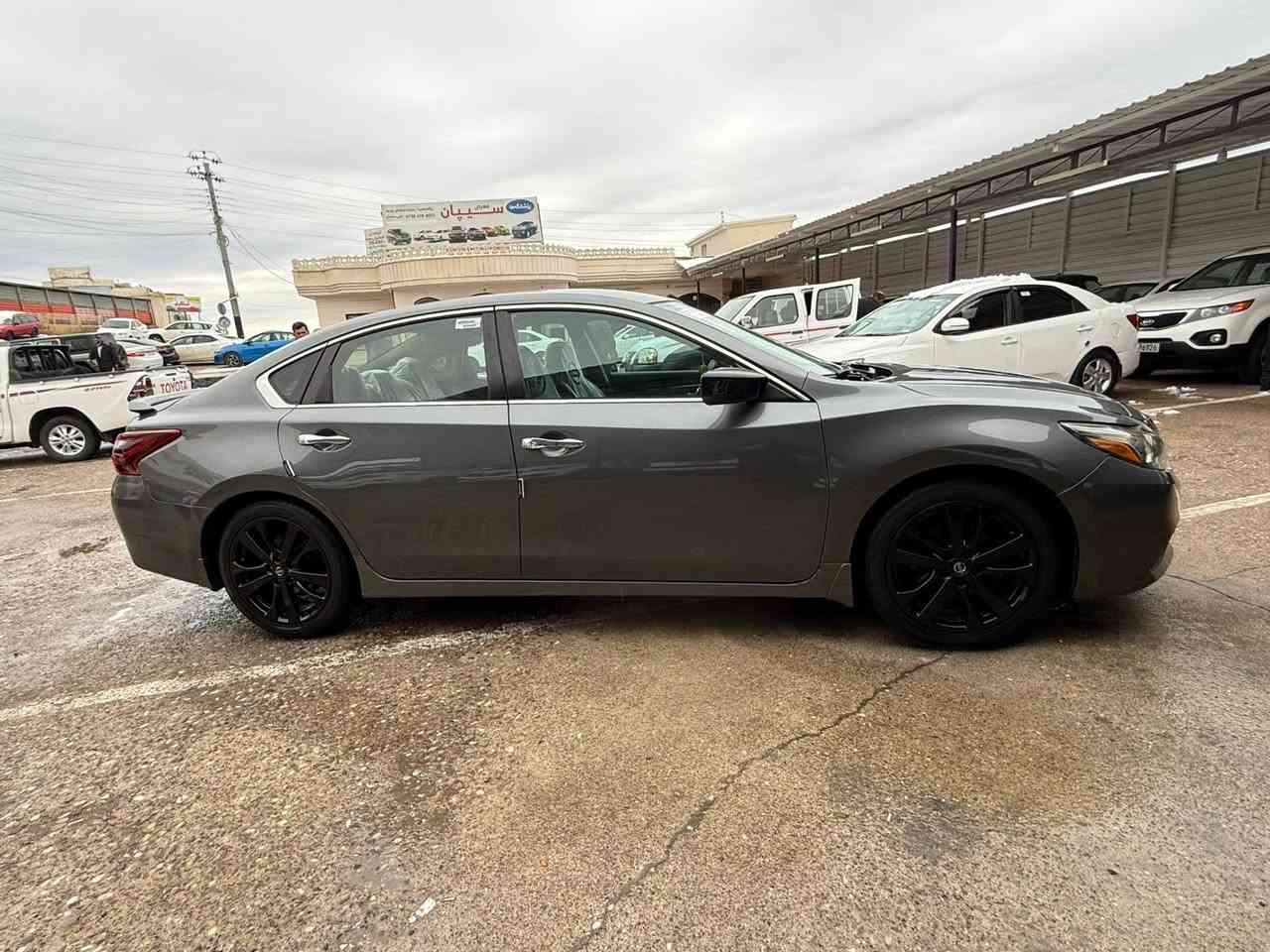 نيسان التيما2017SRكلين
بدون صبخ بدون تعديل

كيرمحرك شه رت

ايرباك ستيرن و برده

ماشي80ميل

تبريد شه رت 

بصمه سياره

كشن كارباء

كشن جلد

127مجال

***********

عقره
