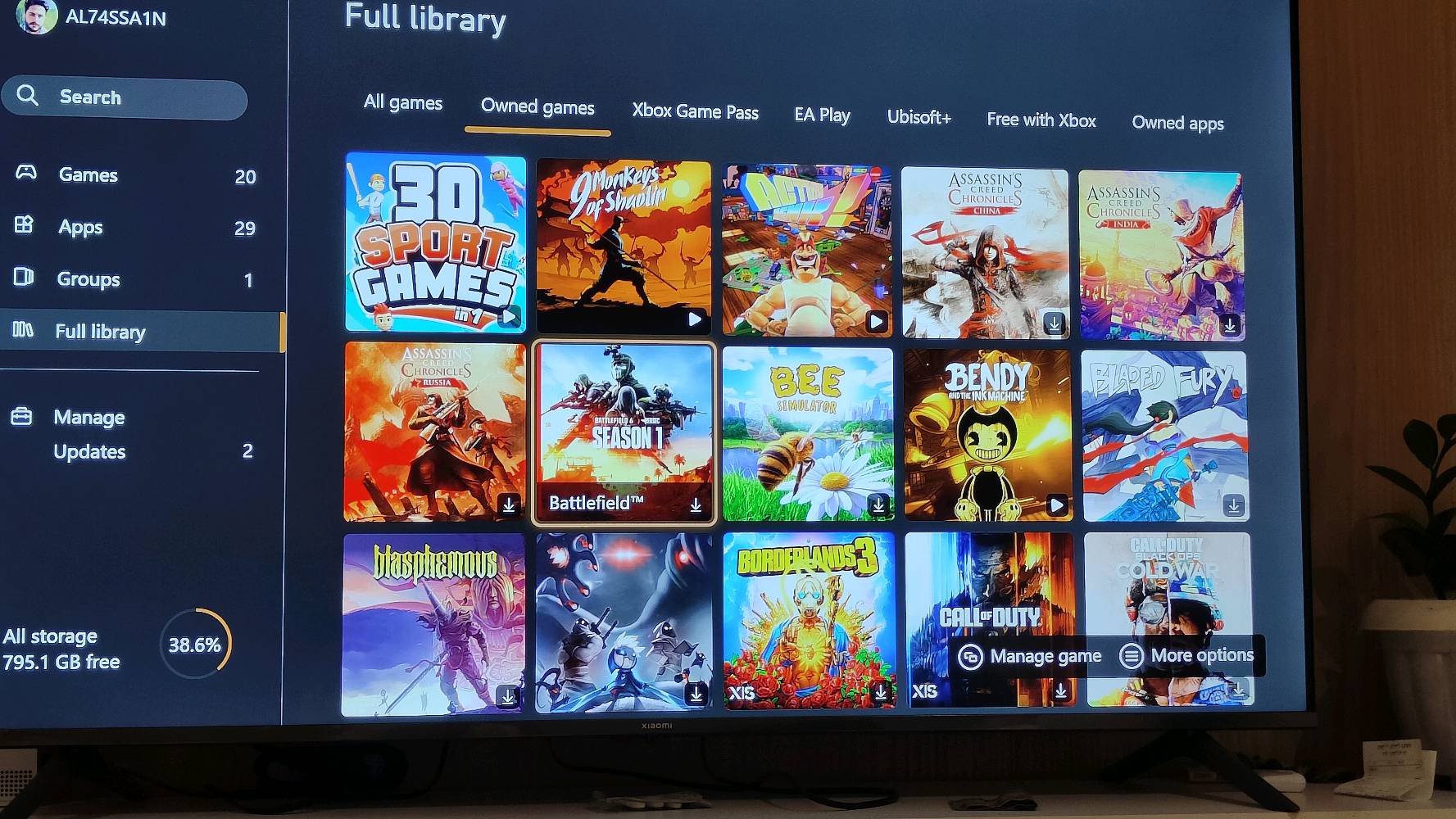 للبيع اكسبوكس سيريس اس 512 گيگا وياه
اليدة مالته + يدة إليت 2 الاصلية + يو بي اس 1200 يشغل تلفزيون واكسبوكس ثلث ساعة + سماعة استرو A 10 + هارد تيرا اصلي من شركة transcend   ماخذه ب85 الف وبي هواي العاب محملة
وحسابي الشخصي مشتري بي هواي العاب
اكثر من 25 لعبة🔥🔥
 موضحة بالصور وبي گيم باس لحد يوم 23/2 يعني شهر واسبوع 

السعر 475🔥 وبي مجال للشراي مكاني بالنجف وتوصيل متوفر
