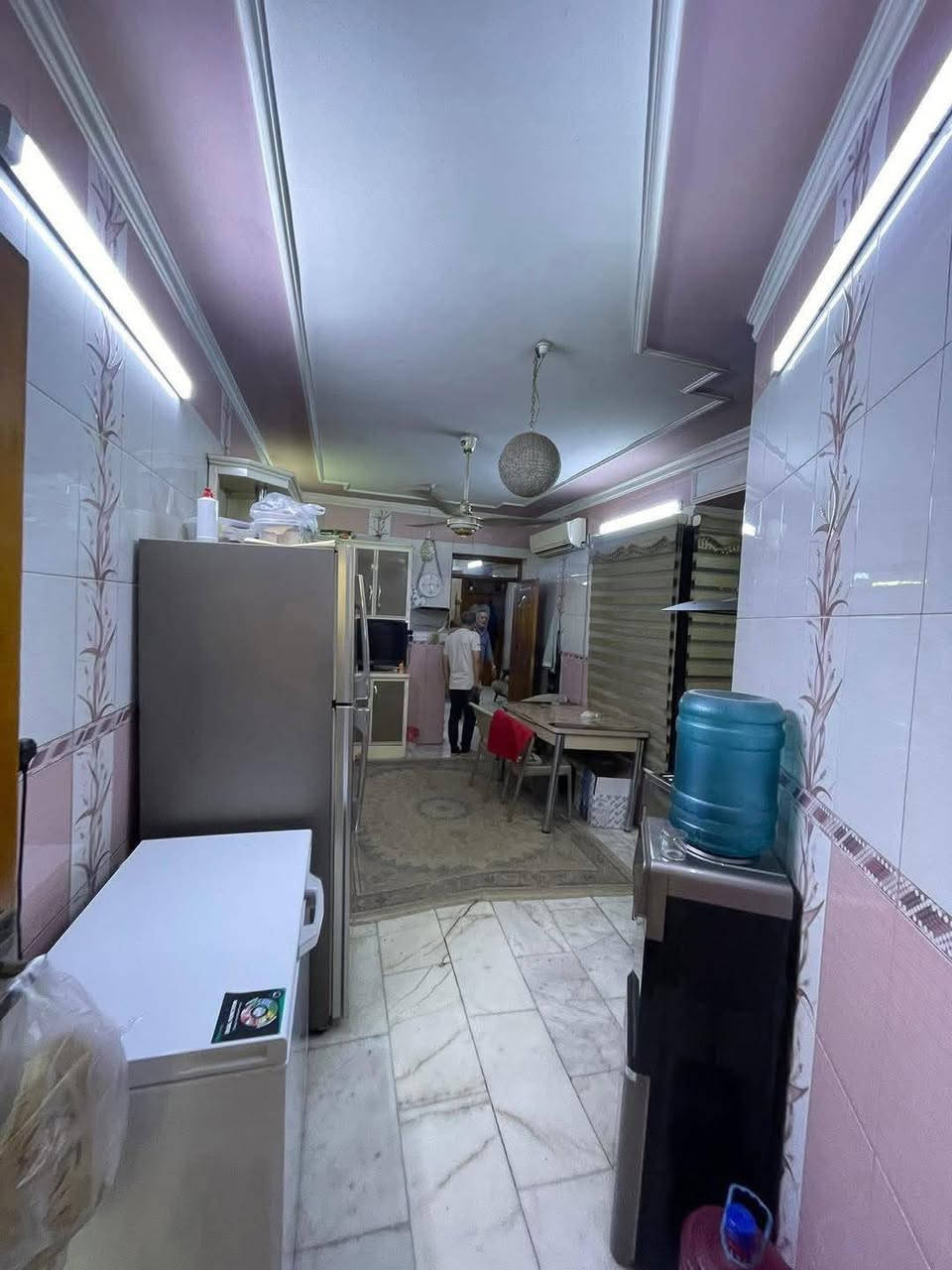 للبيع في السيدية مكتب ابو هبه للعقار 
بيت بسعر مناسب #550مليون_مع_المجال

📍 موقع البيت : مربع التصنيع  

📐 المساحة: 150 م²

▫️ الواجهة: 6 م

▫️ النزال: 25 م

🔴 محتويات 4 غرفة نوم 3 حمامات

📊كل ماعليك الاتصال أو المراسلة على الصفحة *ʲᵒⁱⁿ ᵘˢ*

***********

‏‎   نكفيك عناء البحث......
‏‎   لتمتلك اليوم عقار الغد. 

‏‎زبائننا الكرام بِكُم نَرتقي ونَتشرف بزيارتِكم ونَفتخر بخِدمتِكم ❤️

