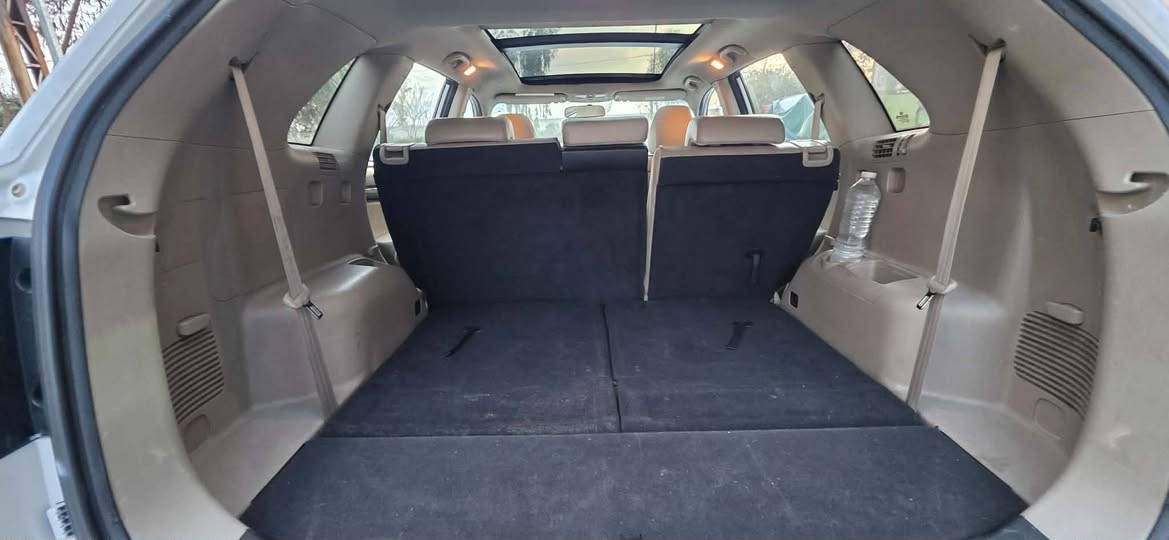 سورنتو 2014 بانوراما  بصمه ماشيه 150 بيها قطعتين صبغ  بدون دواخل شرط فول تومايتك 7 راكب السيارة جاهزة بكل تفاصيلها رقمها اربيل السعر 18000 وبيها مجال للشاري للاستفسار الاتصال ***********
