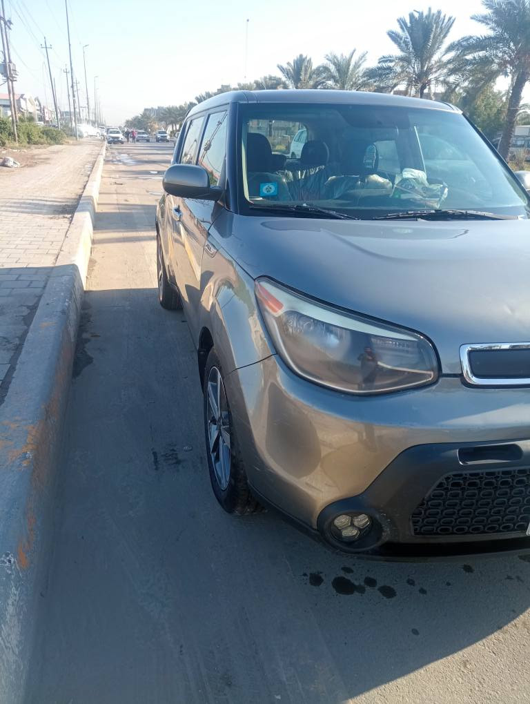 كيا صول موديل 2016
١٦٠٠ صبغ بنيد وجاملغات فقط صبغ بدون تبديل مكينة وكير خير من الله ترايد للبصرة على حدادية مكينة كير نضافة 
مواصفات عادية 
رقم بغداد تحويل مباشر 
للاستفسار ***********
السعر ب ١٠٤ وبيهة مجال بصيط بغداد, العراق
