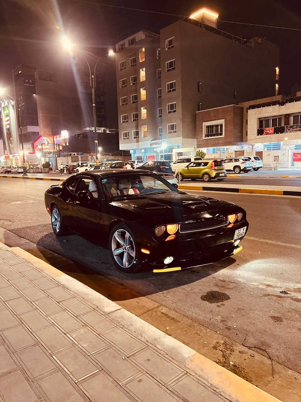 سلام عليكم شلون الشباب 
للبيع  فقططط   دوج جالنجر 
مديل 2014 
لون اسود ملكي 🤴 
موصفات : معروفه مال v6 ميحتاج اذكرهة 
السياره مشالله كلش نضيفه مناقصهة شي
كير مكينه لوكك 🤍✊🏻
لايت زنون 
تحديث البكلايت شكل جدبد 
عليهة ويل اصلي مال srt
شاشه تاب 
سيتم صوت 
غرفتهة نضيفه  
حادثهة بجم واعندي صور الحادث 
وهنا بل عراق صار بيهة 4  قصع وعندي سونارهة 
محدث البنيد ول دعاميه مال rt
الصدر 70 بل ١٠٠ 
مشروع وطني هزه جديده باسمي 
السعر ١٠٨ وبيهة مجال  مستعجل عل بيع 🤍 واسف ع اطاله 
*********** 
 مكان بغداد شعلة 🔥 ***********
