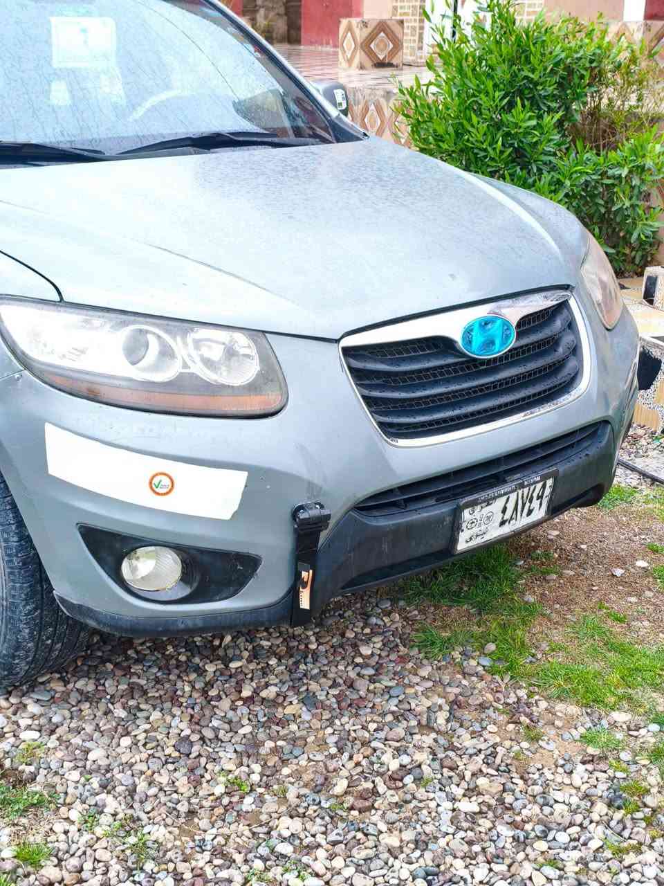 سلام عليكم سنتافي للبيع موديل 2008 وارد امريكي 
كير شرط 
محرك شرط 2700
السياره فول جاهزه من كلشي مال بيت 
شرت التحول 
بيها 3قطع ابيع حزام 
سعر 95,وبيها مجال للشراي محتاج اريد ابيعها 
رقم الهاتف ***********
