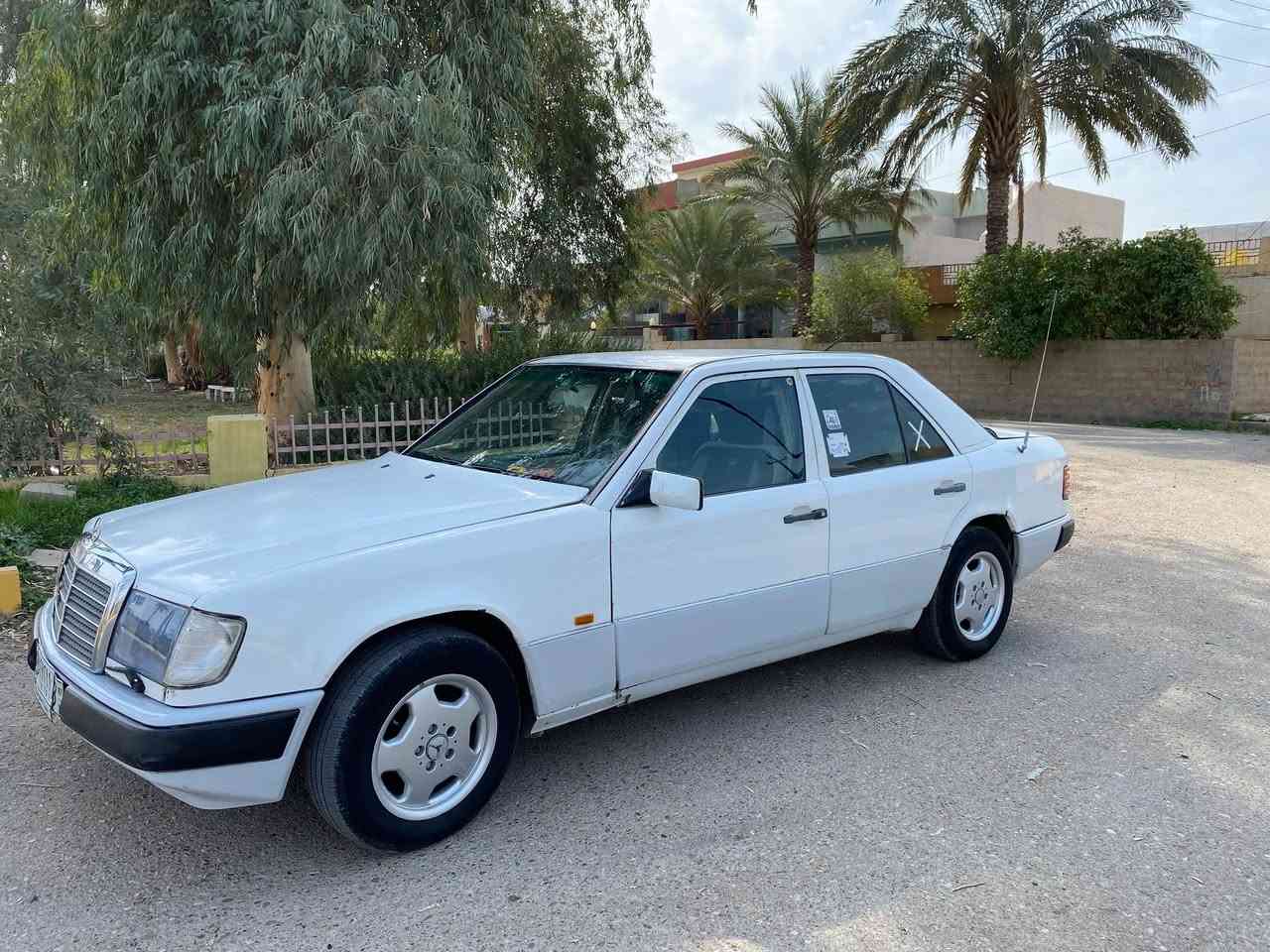 مارسدس دب للبيع السعر(40)ورقه مديل88 محدث92 سياره كير مكينه vvt3000 لاصرف لاتبخير خير من الله سنويه جديده لحد2028 مشروع وطني شرط التحويل وكاله عامه بسمنه سياره مابيها ضربه دواخل جديده كهربائيات مسجل مضخم تدفئه شغال صدر جديد قاعده دبل وحده معمره مكاني ديالى ناحيه السعديه تفاصيل كدامك شراي اتصل ***********
