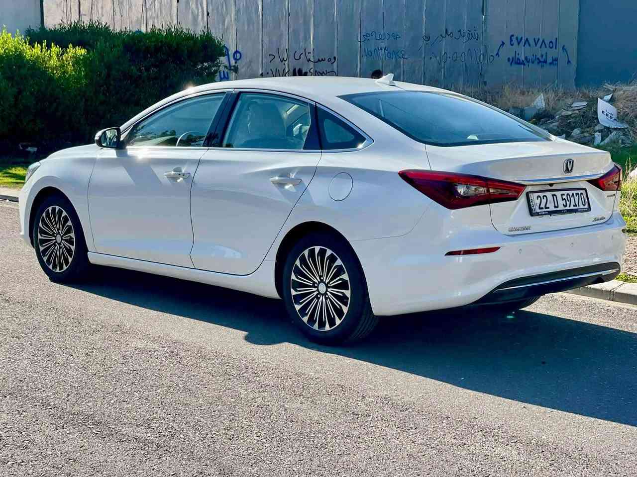 changan Eado 2019 
شانغان ئـیدۆ فول مواسفات
 بە س سلایت نیە بەسمە  ویلکەپ شاشە  بریک بە سمە کامیرا کامل حساس  ڤۆلیۆم مە کینە 16  هیجی نیە لۆکە هەمووشتیکی نویە سحری97 (***********) أربيل, العراق
