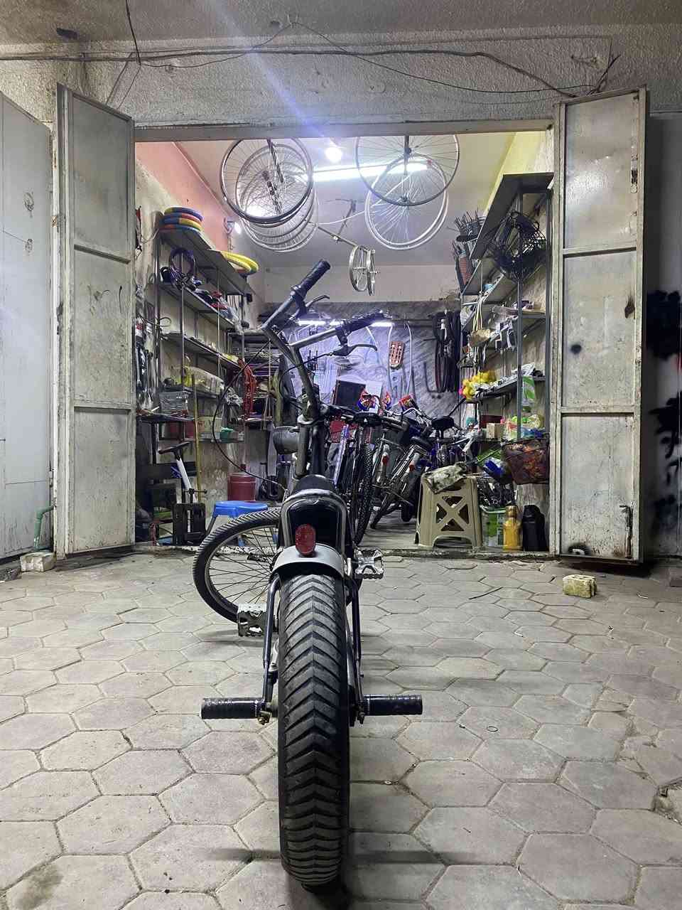 السلام عليكم ، بايسكل هارلي تعديل خاص موديل 2024 البايسكل مستخدم استخدام قليل كلشي يشتغل بي 
الضرر الوحيد الي بي السكان اعوج تكدر تعدلة يم اي حداد او تسوي سكان جديد 
السعر 170 الف وبي مجال 
للتواصل واتساب او اتصال ***********
