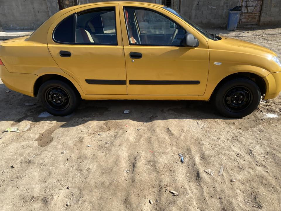 طيبه موديل 2015 مكينه كير  زينات  رقم بغدد  تحويل  ثاني يوم  رقم نكليزي   تبريد شغال سياره جديده بس بيها مكانات صبغ قليله  كهربايات  جدد داخلها  نضيف    سعر 38بي مجال مكان الارفلي خلف محطه الابتسام رقم ***********
