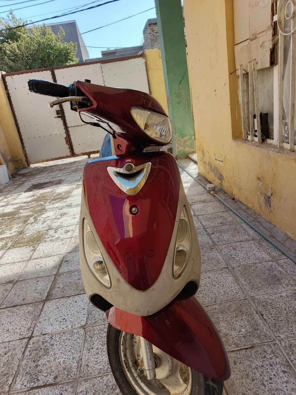 سلام عليكم 
دراجه ماكس منغولي للبيع الدراجه كفراته جدد بك لايت جديد مازده جديده صالنصه جديده عداد جديد ذيل جديد جوزه جديده باتري جديد كابريتر جديده مجموعه هندر جديده الدراجه كلش حلوه امبدله بوشه او بستم 55جدد بس صار بيه تبخير كلش قليل مكينته كلش قويه شلعه او معدل كلش حلو نقصه كهربائيات بيهن قطع دواخل الدراجه امختماب بلادي او ملحات سعره 380او بيه مجال للاستفسار ***********مكان حله البكرلي الوله قرب شارع 20
