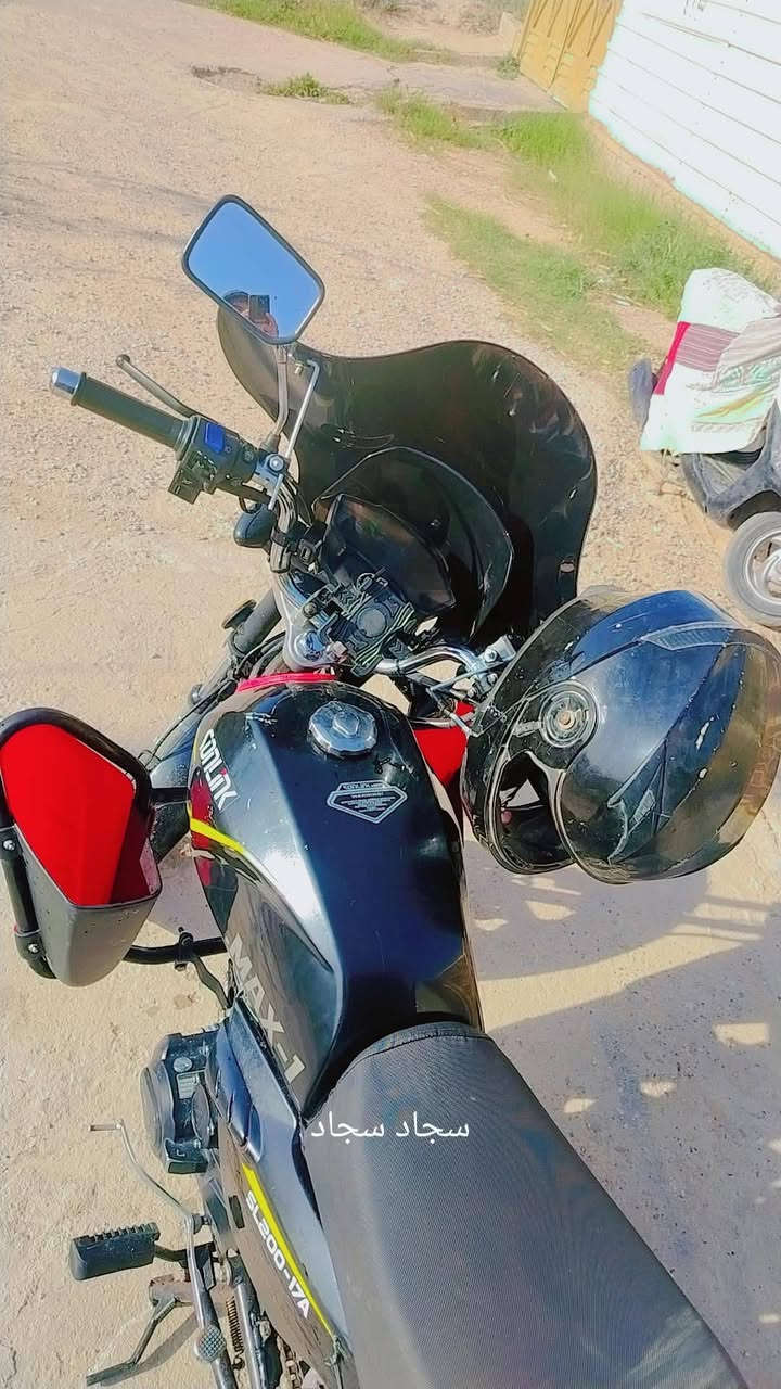 السلام عليكم شباب شباب دراجه جديده موديل 25 اوراقها كامله دراجه ما متعوبه بعد جديدها محرك 200 علواني بغداد التاجي ابو الجدايل سعر 750 وبيها مجال بسيط ***********
