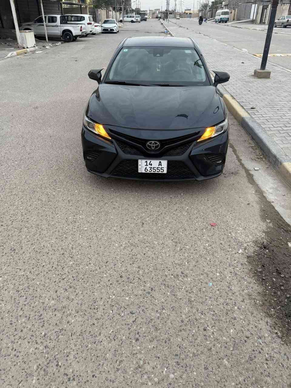 السلام عليكم سياره كامري لونها زيتوني غامق
مديل: 2019
رقم. :   بصره حره 
وارد. :   امريكي 
حادثها:  تقرير غرق تعمل وتسير قطره ماي ماطابتلها شرط الفحص 
السياره كفاله عامه من الصبغ بيها تقسيم قطعتين شرط تقسيم اكو ثلث طخات باقيات على وضعهن 
ماشيه 60 الف 
 سياره نقصها بس شمعه اماميه مال حداديه 
دعمت الدعاميه وسويتها مبينه سياره ماناقصها برغي 

السعر تره والله مو سعرها الله يوفق الياخذها سعرها 148 وبيها شويه مجال مكاني بصره مكينتها 2500 اربعه سلندر سياره والله مانقصها شي ***********
