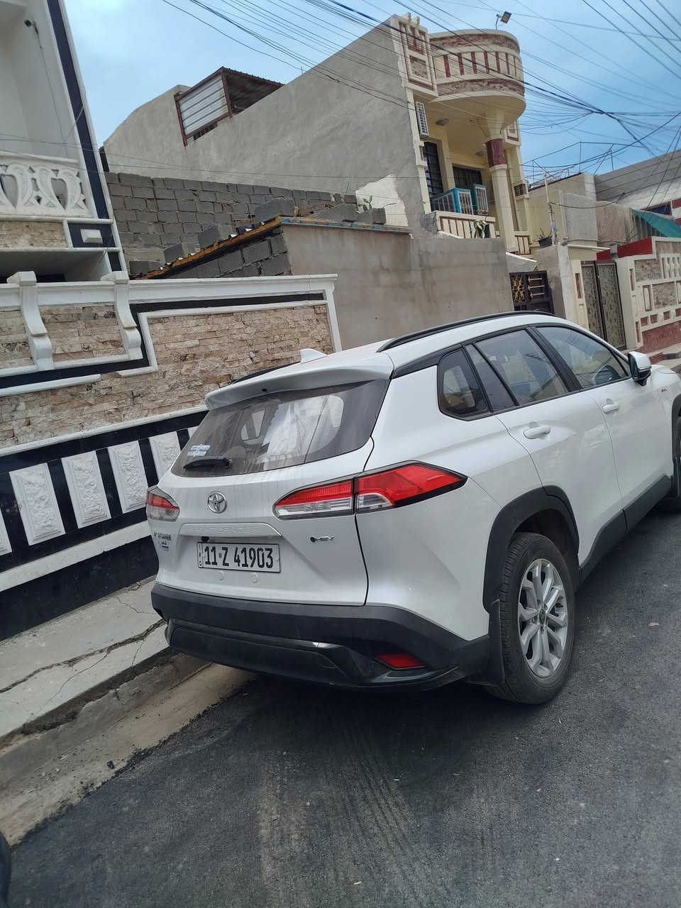 السلام عليكم عندي تويوتا فرونت لاندر بلاك ادشن 2024 رقم بغداد محرك 2000 هايبرد فوول مواصفات :
سلايد فوول تحكم ستيرن شاشة ابل كار بلي اشاير بالمري تشغيل بصمة دخول ذكي ابواب بصمة كشنات جلد كشن كهرباء تبريد قطعتين هندبريك اوتو نظام توقف ذاتي تحديد مسار حساس امامي كاميرا خلفية صندوق بصمة  وكهرباء بردة خلفية السعر 24 مليون للاستفسار ***********
