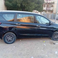 ساسوكي موديل 20 7راكب مصبوغة احزام سياره ماشيه 100 سياره جاهزه كل نقص ...