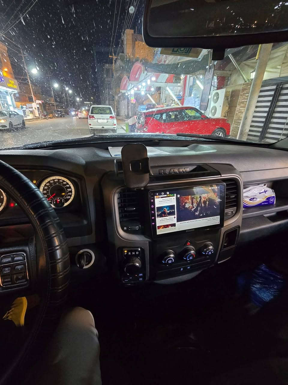 السلام عليكم
رام كلاسك مديل 16 محرك V6 باب قصير بدي طويل رقم بصرة ,سياره داخله تقريبا بدون حادث وصور الحادث ناشرها وبالعراق رش صفحه السايق لان بيها شخوط وجاملغ مبدل
مكان السياره ميسان سعرها 150$, وبيها مجال
اتصال :***********
ترهم مراوس
