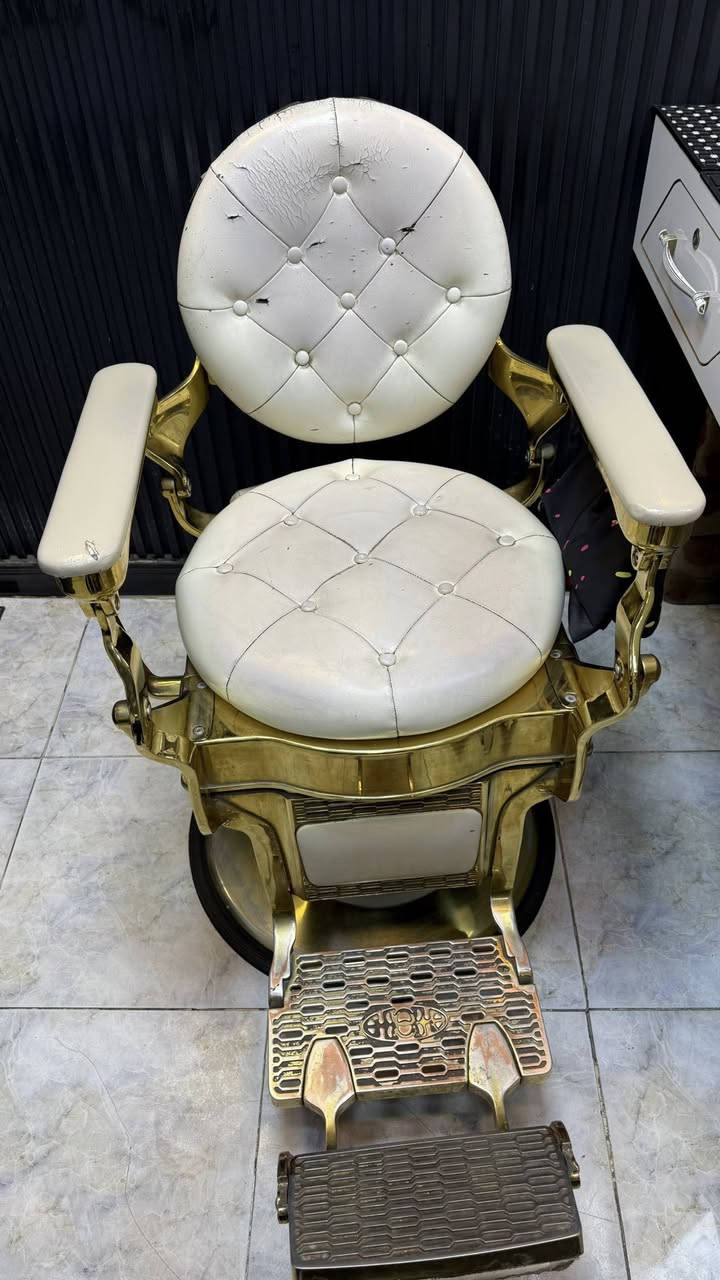 السلام عليكم ورحمة الله وبركاته
💈كرسي حلاقه للبيع نوع الكرسي ملكي💈
السعر ((300))وبي مجال 
العنوان :بغداد 
؟موجود قطعه او قطعتين
للاستفسار خاص.


**إذا كنت صاحب هذا الإعلان وتريد حذفه لأي سبب، رجاءا أرسل رسالة إلى الدعم الفني**