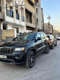🌹  جيب جراند شيروكي لاريدو 2017 للبيع  ✅ رقم بغداد باسمي – تحويل فوري ...