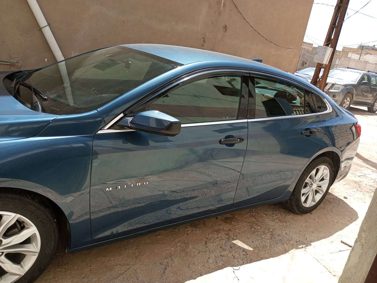 ماليبو ٢٠٢٥ بغداد
‏
ماليبو 2025 رقم بغداد معوقين وكالة عامة اسويلك ماشية ١٨ الف اخت الزيرو سيارة جديدة بمعنى الكلمة كلشي بيها على وضع الشركة السيارة فول مواصفات عدا الفتحة ضربتها كلش خفيفة فقط بنيد مبدل اصلي ضربتها من فوك خفيفة والجاملغ فقط بارد كلش قليل ولا ايرباك طاك ولا كلوب مشتغل  حتى الدعامية البلادية مامبدلة بيها رصعة صغيرة بالقمارة  السيارة جاهزة وحلوة احلا من الصور السعر 123 ورقة وبيها مجال
***********
