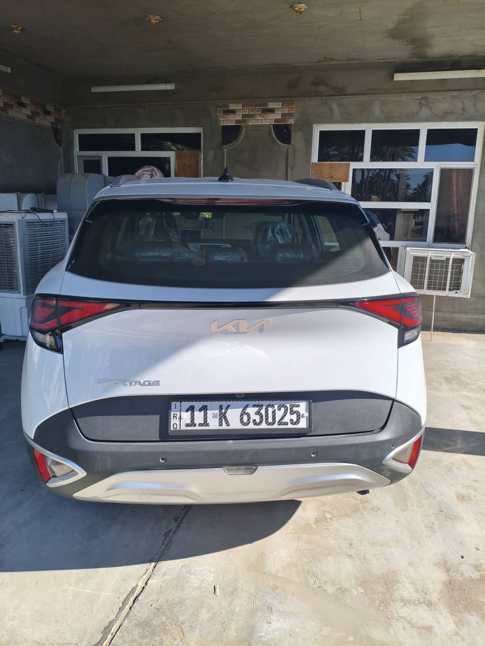 السلام عليكم ورحمه الله وبركاته للبيع سياره
كفاله عامه
سبورتج 25 خليجي ماشيه 5000 الدولية
 المواصفات ••••
فول مواصفات عدا البنوراما والجلد
ام دوشمه ارضيه والكراسي
✅تشغيل بصمة 
✅ تشغيل عن بعد
✅كراسي كهرباء
✅جنطة كهرباء
✅تدفئة بالكراسي 
✅تدفئة بالستيرن 
✅سايدبريك دكمة 
✅شفتات كير سبورت بالستيرن
✅محرك سعة 2000 سي سي
✅شاشة تعمل بنظام بلي كار نفيكيشن  
✅ويل حجم 19
✅الشباك الامامي بلاك بيانو 
✅حساسات امامي خلفي 
✅كامرة دوارة
✅اوتو هولد 
✅درايف مود
✅مانع انحدار
✅مانع انزلاق
✅ تحكمات الستيرن جهتين
✅ شفتات كير بالستيرن  
✅شحن وايرليس 
✅المري الجانبية طي وفتح كهرباء 
✅مع اشارة جانبية بالمراة
✅لايت زنون عالي ناصي 
✅لد ليزري امامي نهاري
✅بك لايت لد 
🟢 ضمان الدولية 5 سنوات 
🟢 اول تبديله دهن بعد ثلاثه تبديله دهن على الشركه 
السعر (247)$ وبيهه مجال قليل 
مكاني بغداد ابو غريب وهاذا رقمي
***********
