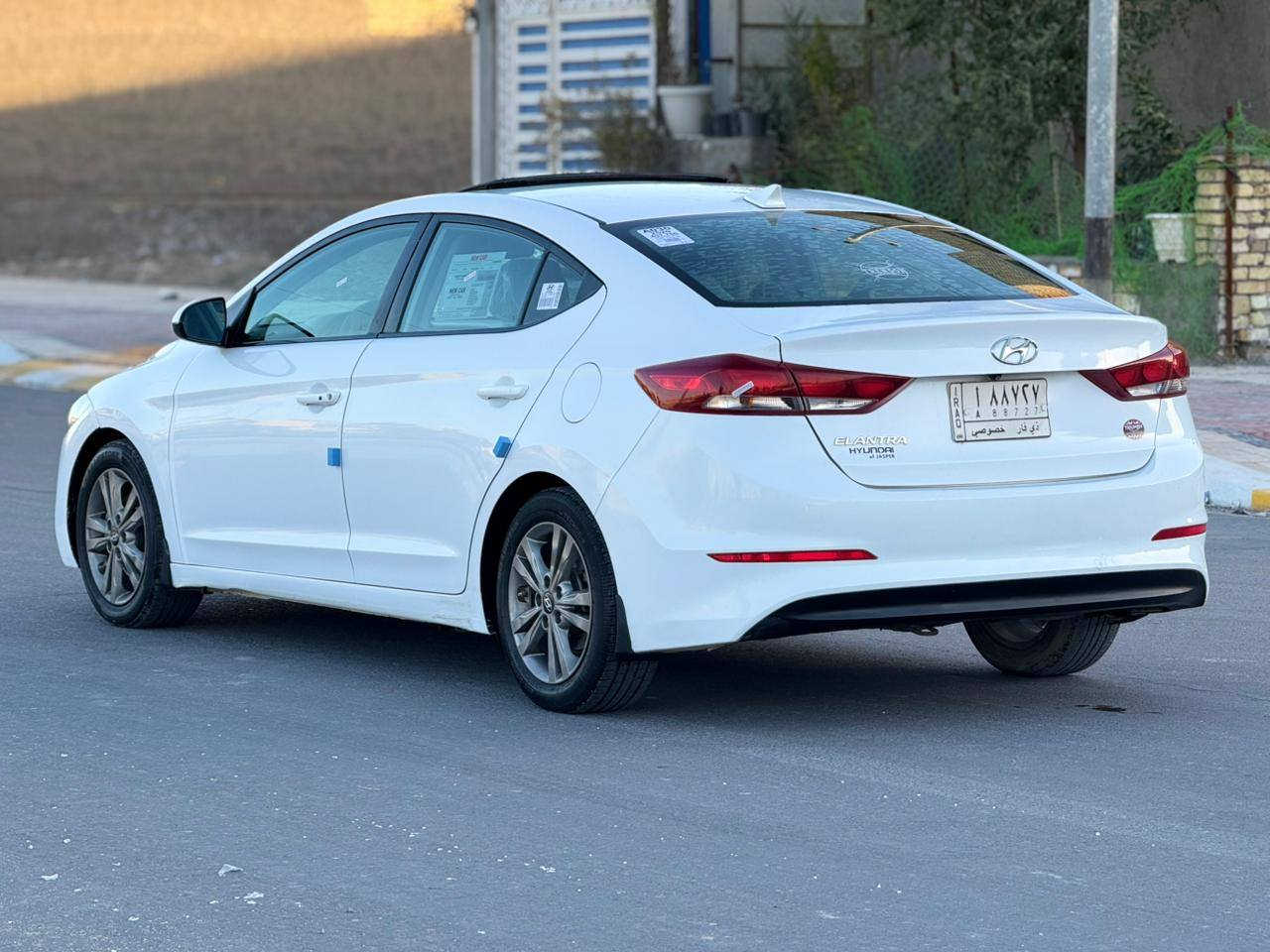 سلام عليكم
النترا موديل ١٨حره مشروع وطني امريكي تبديل جاملغ وصبغ بنيد
فول مواصفات بصمه  أ شاشه فتحه كامره دواره
مكينه ٢٠٠٠ دوش مامفتوحه
سياره جديدة وجاهزه لاخير السعر 
١٢٧ وبيه مجال للاستفسار الاتصال على ***********
