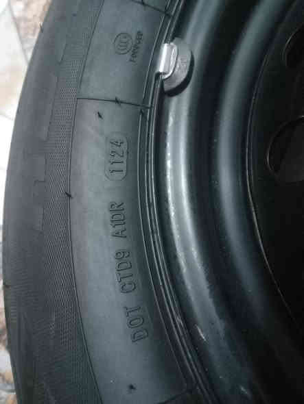 السلام وعليكم متوفر وياله وتايرات
حجم ١٥ /٢٠٥/٦٥
ديالى المقداديه 
***********
