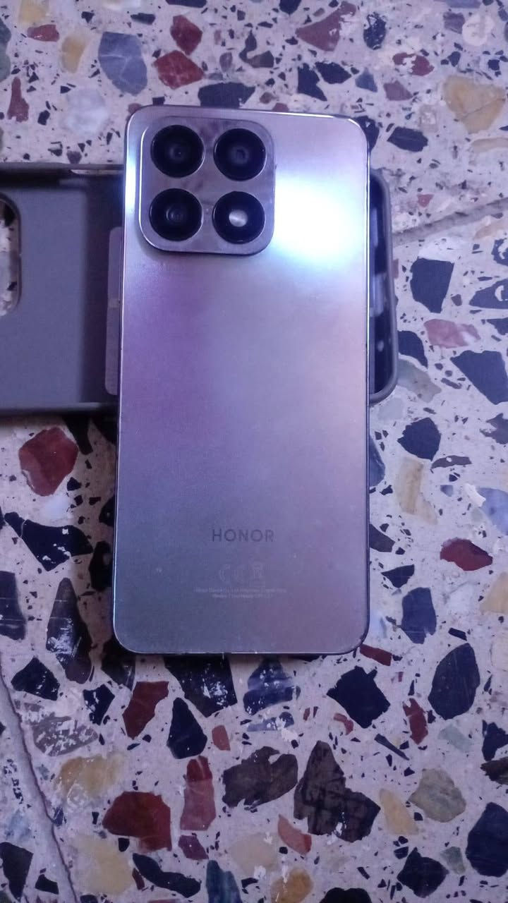 للبيع هونر x8aمبدل شاشه اصليه
ذاكره 128 السعر 100


**إذا كنت صاحب هذا الإعلان وتريد حذفه لأي سبب، رجاءا أرسل رسالة إلى الدعم الفني**