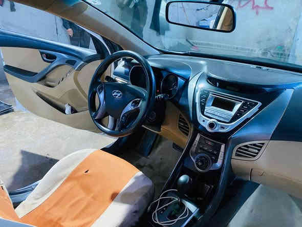 السلام عليكم
النترا موديل ٢٠١٤ خليجي

رقم أربيل دولي

 وكاله باسمي السياره السنويه اسم كردي تريد وكاله او تحويل

المواصفات

مكينه.  1600

مامفتحه

تحكم

اشاير بلمري

السياره كفاله عامه من الصبغ والتبديل 

١٢٧وبيها مجال 

مكان السياره واسط النعمانيه

  هاتف. ***********
