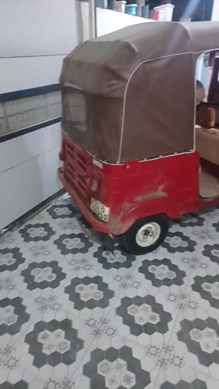 تكتك 2017رقم ولوحات انكليزي
تخم تاير جديد
جادر جديد
سفريات جدد
مجفته جديد كله شركه
مسجل شاشه +دنام
هورن بوش
معمرة كصه بلاديه 
بيهاا ضربه بل لغد اليسار يرادله سحب فقط
تكتك حلوة 
السعر 3800
العنوان بعقوبه بهرز
الرقم ***********
