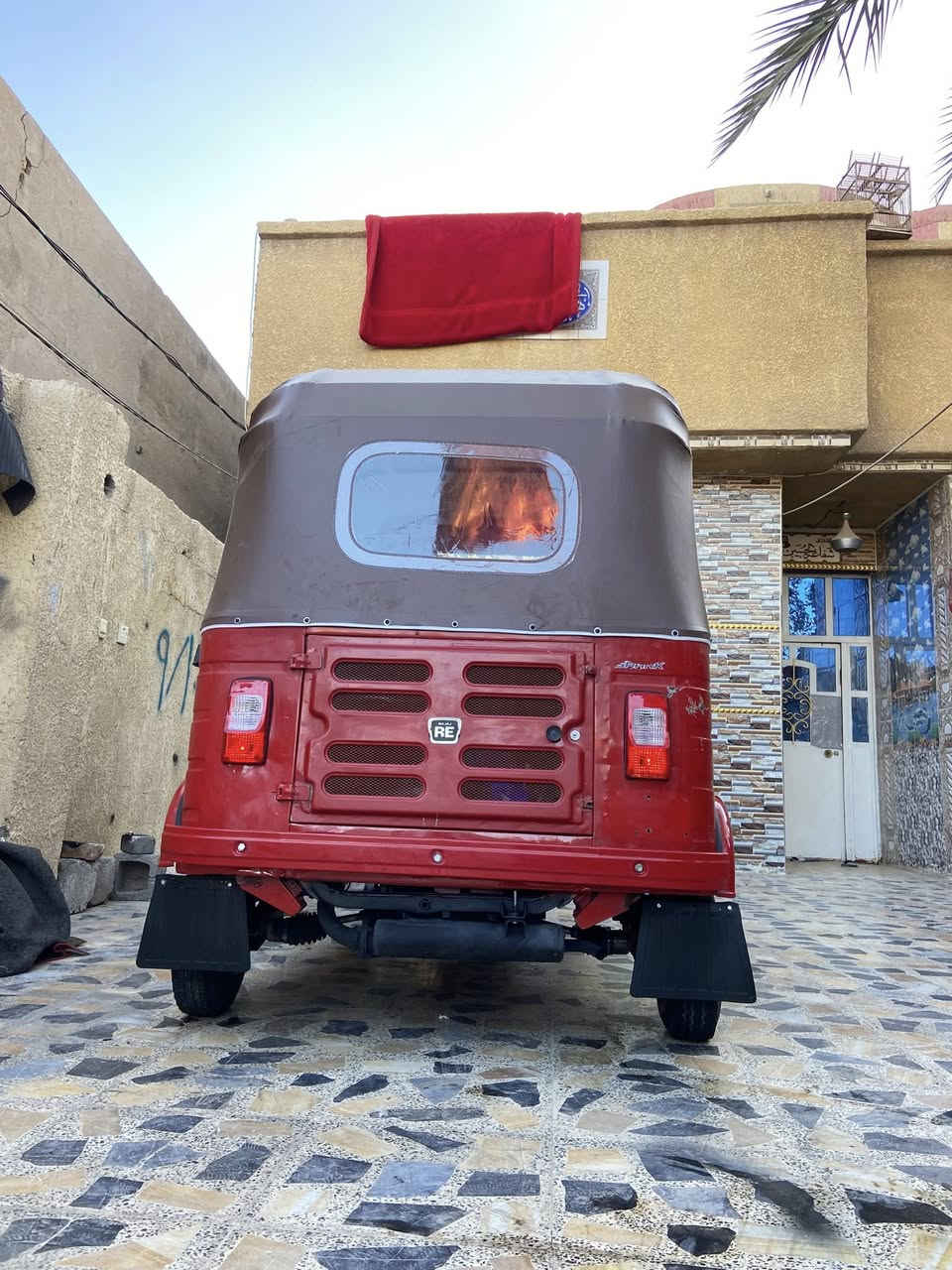 سلام عليكم تكتك للبيع مديل 19 شهر ال 1 رقم وسنويه تحويل بدون ضربه بيهه بارد بصفه ودوس معمره تكتك جاهزه مناقصهه شي مكينه مجفته بوشه وبستم مكان بغداد سبع قصور رقمي ***********
