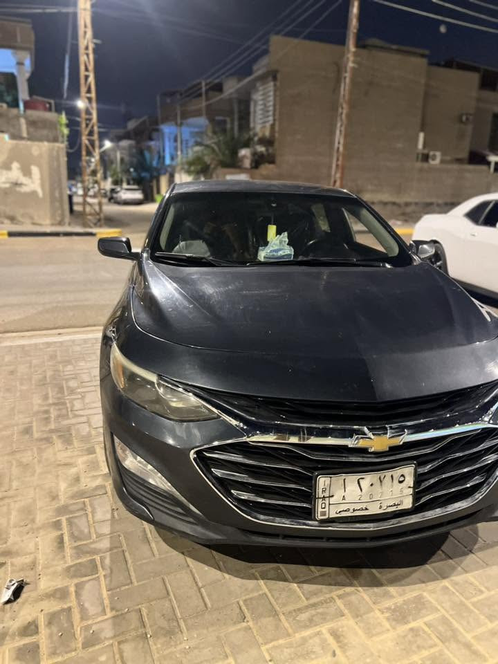 ماليبو ٢٠١٩ معوقين بصره بعد ٢٥ يوم وتصير حره
لون نفطي 
مواصفات LT سياره حلوه كير ومكينه وتبريد كلشي جاهز 
تبريد قطعتين 
حادثهه كلشش بسيط شبر بلجاملق بارد 
وباب السايق بي صبغ اثر شخوط 
السعر ٨٩ مكاني البصره 
***********
