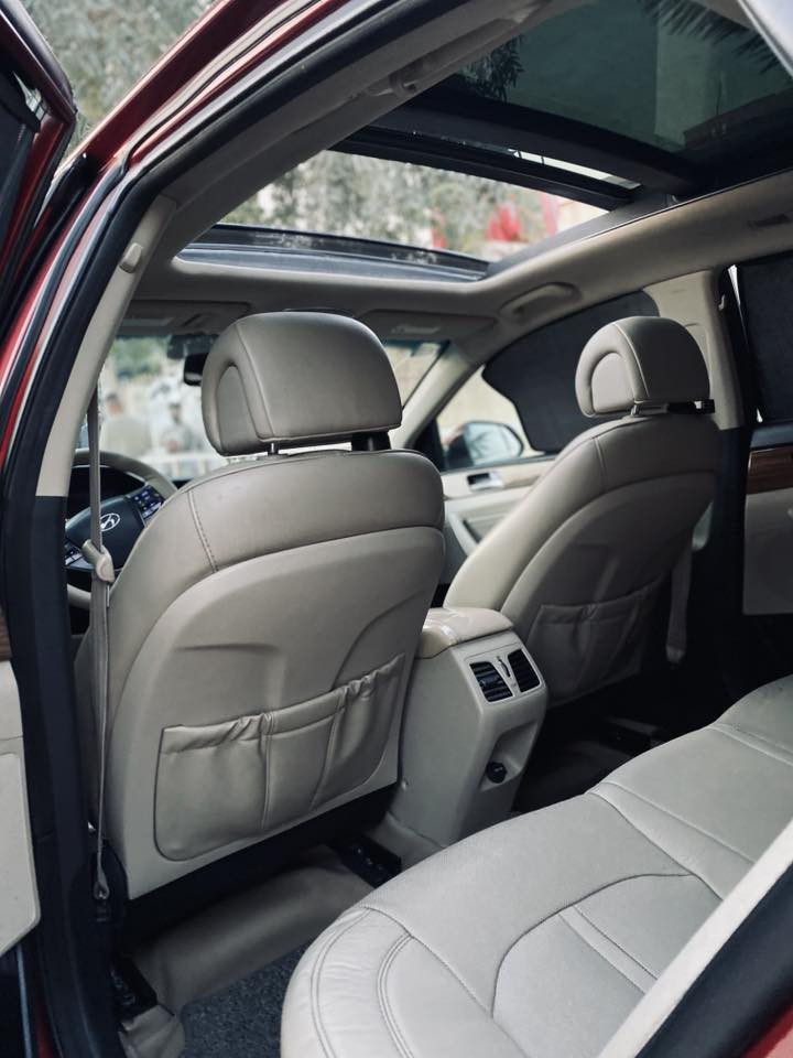 سلام عليكم
هيونداي سوناتا 2015 Vip
السياره نظيفه جدأ
حادثها خشم جاملغ الخلفي ومصبوغ فقط  بدون دواخل
بجم كبس حتى دعاميه بدون صبغ 
ارباكات كلها سليمه 
السياره كير مكينه كفاله عامه 
ليبل واحد بدون تبديل 

منظومه زنون كامله
كتلوك امريكا موجود بيها 
سياره صافيه وخير من الله 
صدر امامي خلفي وتايرات بل جيس شرط
رقم بغداد انكليزي بسمي
السياره اعلى فئه بالسوناتا فول
حجم المكينه 2400مكفوله

 
فول خنك مواصفات 
سايد بريك بصمه 
تحديد مسار 
داخل جلد+تدفئة وتبريد بالكشنات+تحكمات كهربائية
كروز سرعة
نضام ترحيب عند الاقتراب 
بصمه + بصمه ابواب + صندوق 
اوتو هولد
بنراما 3 طبكات
ويل كب بلادي 
ستيرن سبورت
دبل أكزوز
تخم تاير جديد + صدر جديد
شاشه كبيره كار بلاي  ام الرام لمس تدعم ايفون + گالكسي
جي بي اس 
مري جانبيه قلابه عند الرجوع
كامره دواره خلفيه 
رادارات جانبيه وخلفية واماميه 
ايقاف ذاتي 
لد دعاميه امامي
لدات خلفيه 
نظام انفكيشن 
اشاره مري جانبيه
بردات بوب خلفية بلاديه
سماعات انفنتي 
دمام خلفي بلادي
تبريد بيانو قطعتين
كير اوتو + عادي
تحكم ستيرن جهتين 
مثبت سرعة cruise control 
سستم نيكل بلاد
دوسات نيكل SONATA بلاد
لايت عدسه بلادي
لد امامي نهاري
بكلايت خلفي شمعة بلادي
لدات اناره داخليه+يدات الابواب لد ترحيب
صندوق ذكي عند الاقتراب
ثلاث انظمه قياده  Eco + Normal + sport 
دركه خياط 
شاشه اظهار وتنبيه الاعطال 
بلوتوث + 3 مخارج USB 
مرأة تعتيم
نطام مانع انزلاق Abs+ اضائه الاناره داخليه تحكم  

اخوان السياره جديده
مكاني بابل  
السعر 145وبيها مجال للطيبين
الاستفسار ع الرقم ***********
